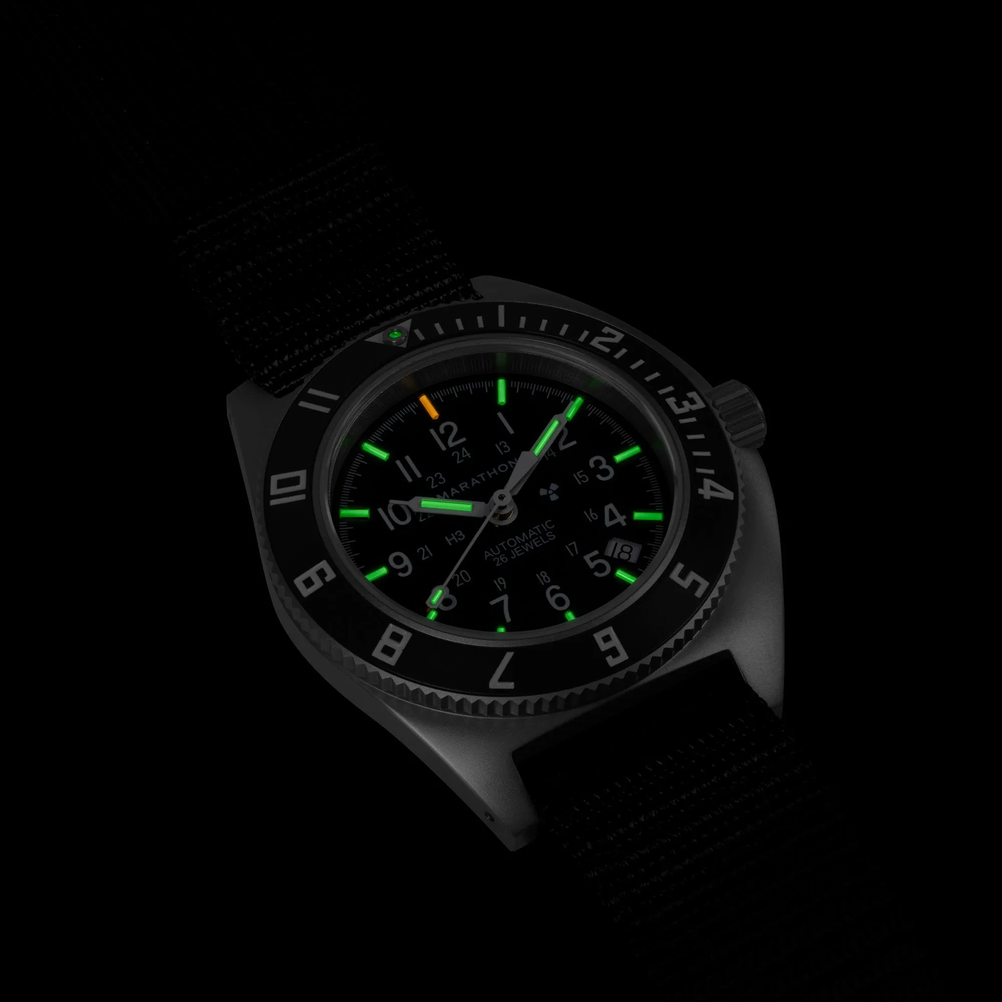 41MM STEEL NAVIGATOR W/ DATE AUTOMATIC (SSNAV-D AUTO) ON BALLISTIC NYLON