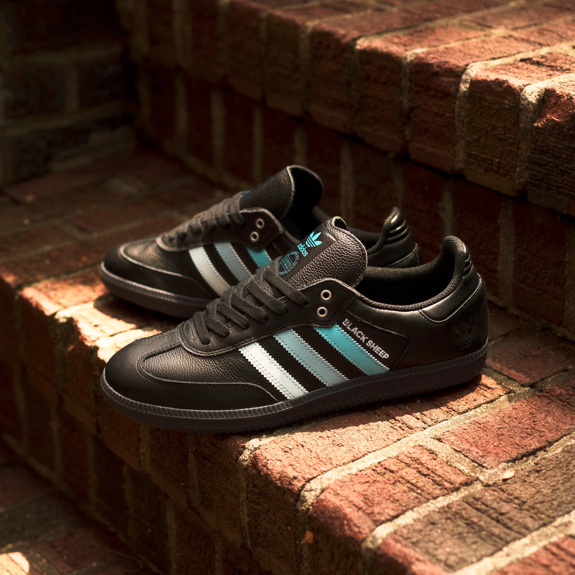 Adidas Samba Charlotte FC Blacksheep -  Core Black / Ftwhite / Ice Blue
