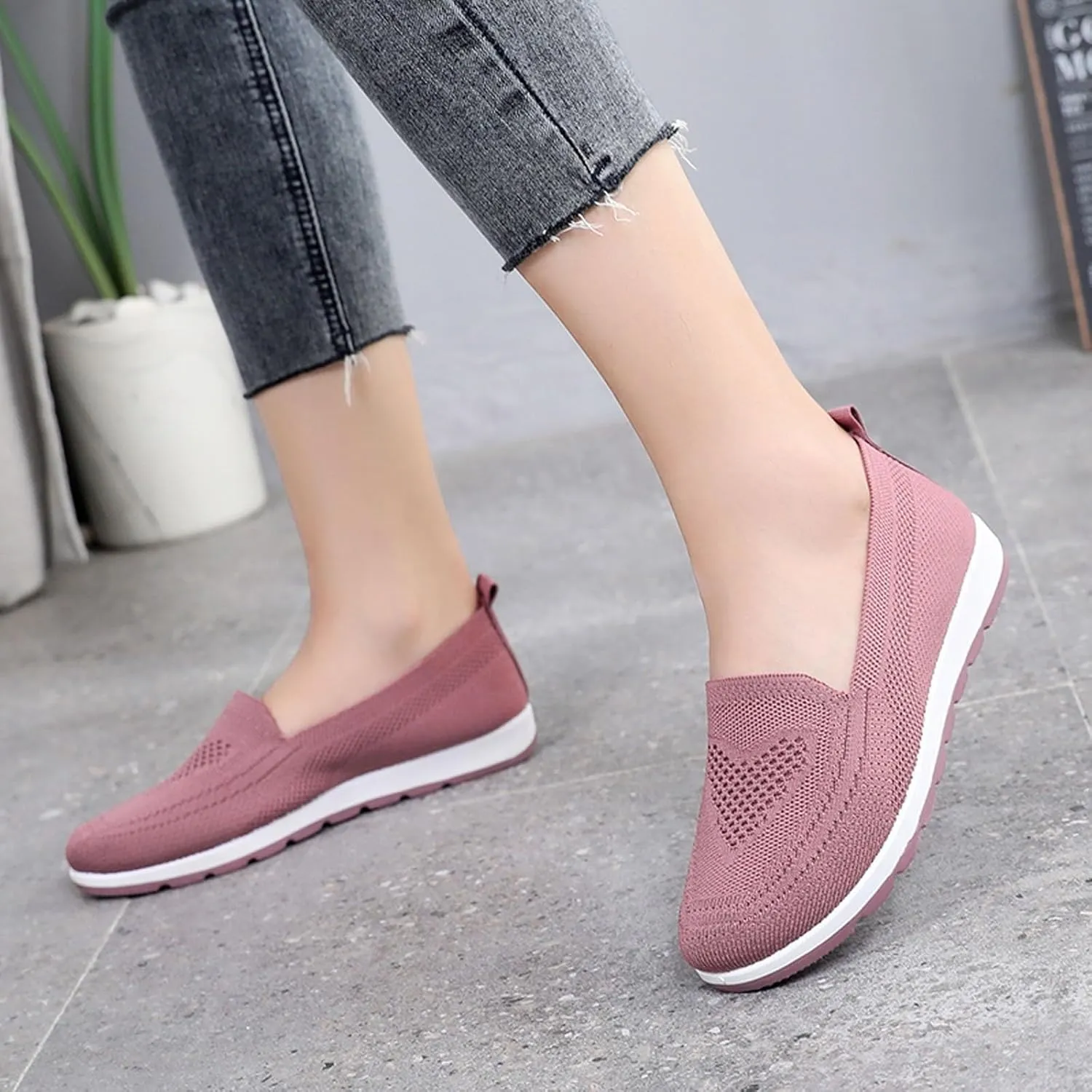 Casual Boat Shoes for Women Slip On Breathable Comfortable Lightweight Classic Comfort Flat Fashion Sneakers Non Slip Air Cushioned Casual Tennis Walking Sports Shoes for Gym Travel