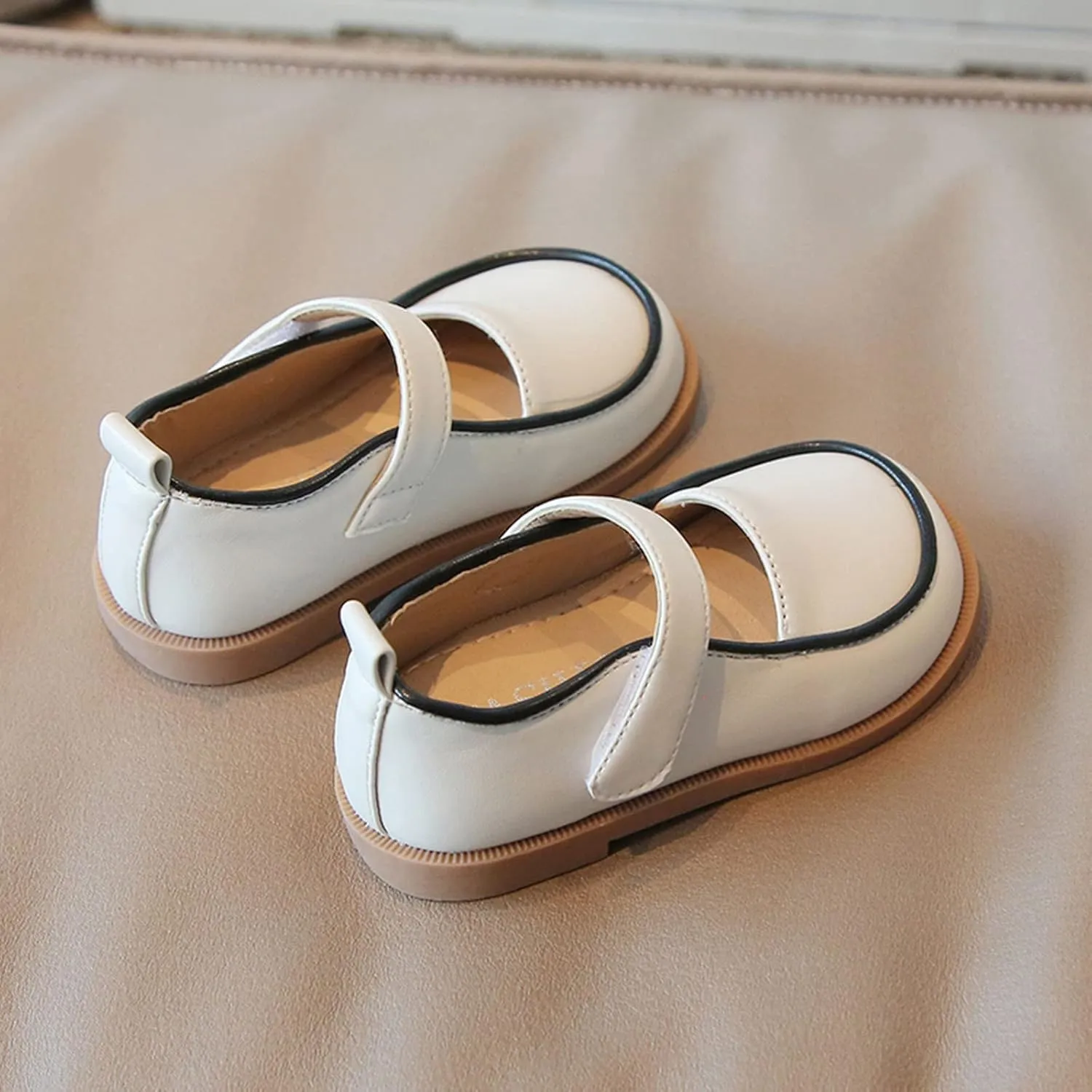 Fashion Autumn Girls Casual Shoes Flat Lightweight Solid Color Hook Loop Dress Shoes Simple Boot 10