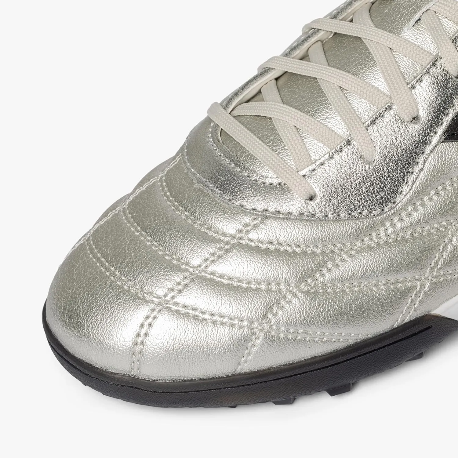 KELME Leather Indoor Soccer Shoes Futsal Turf Soccer Shoes Man Women Football Athletic Sneakers