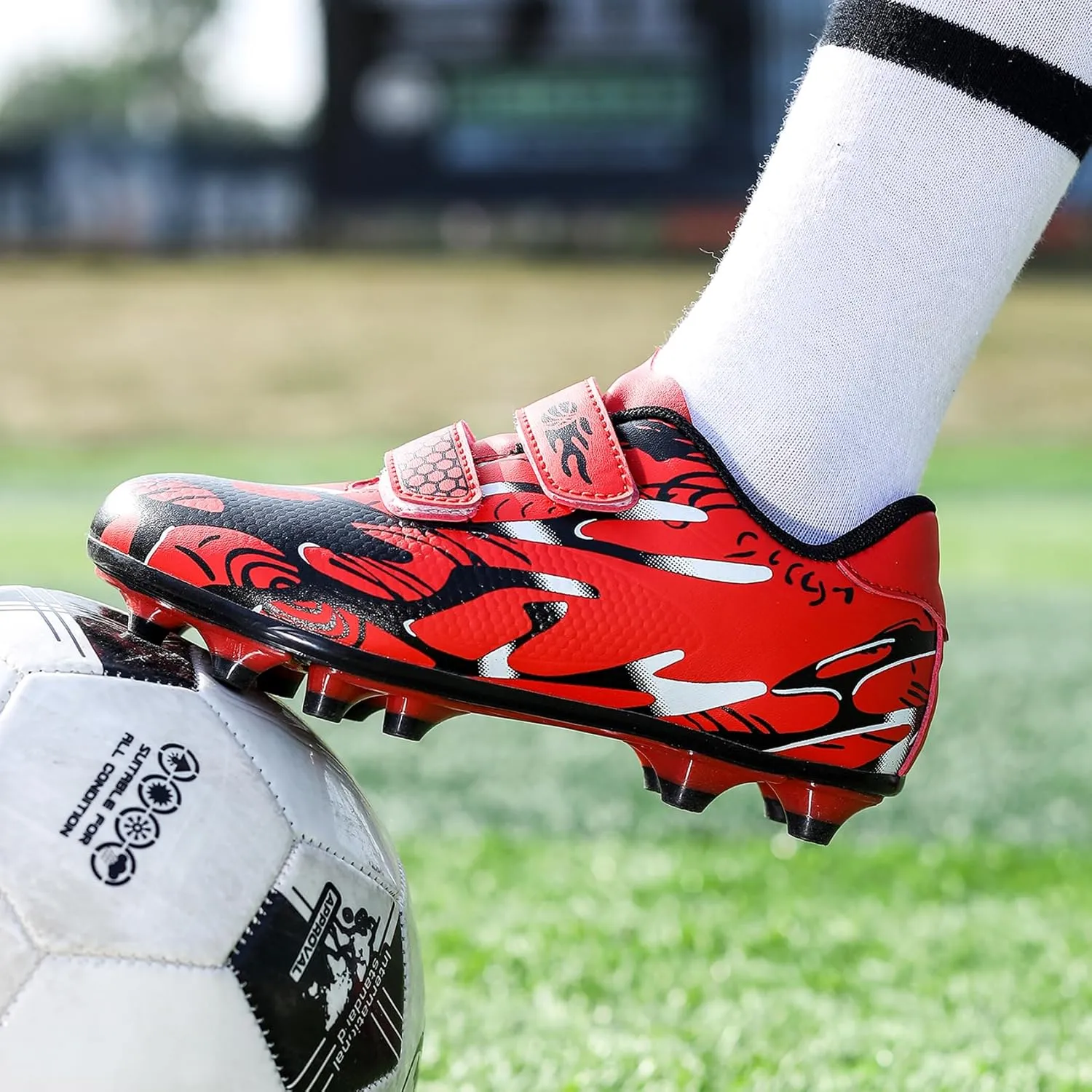 Kids Soccer Cleats Boys Girls Firm Ground Soccer Shoes Youth Professional Athletic Outdoor Football Cleats Shoes
