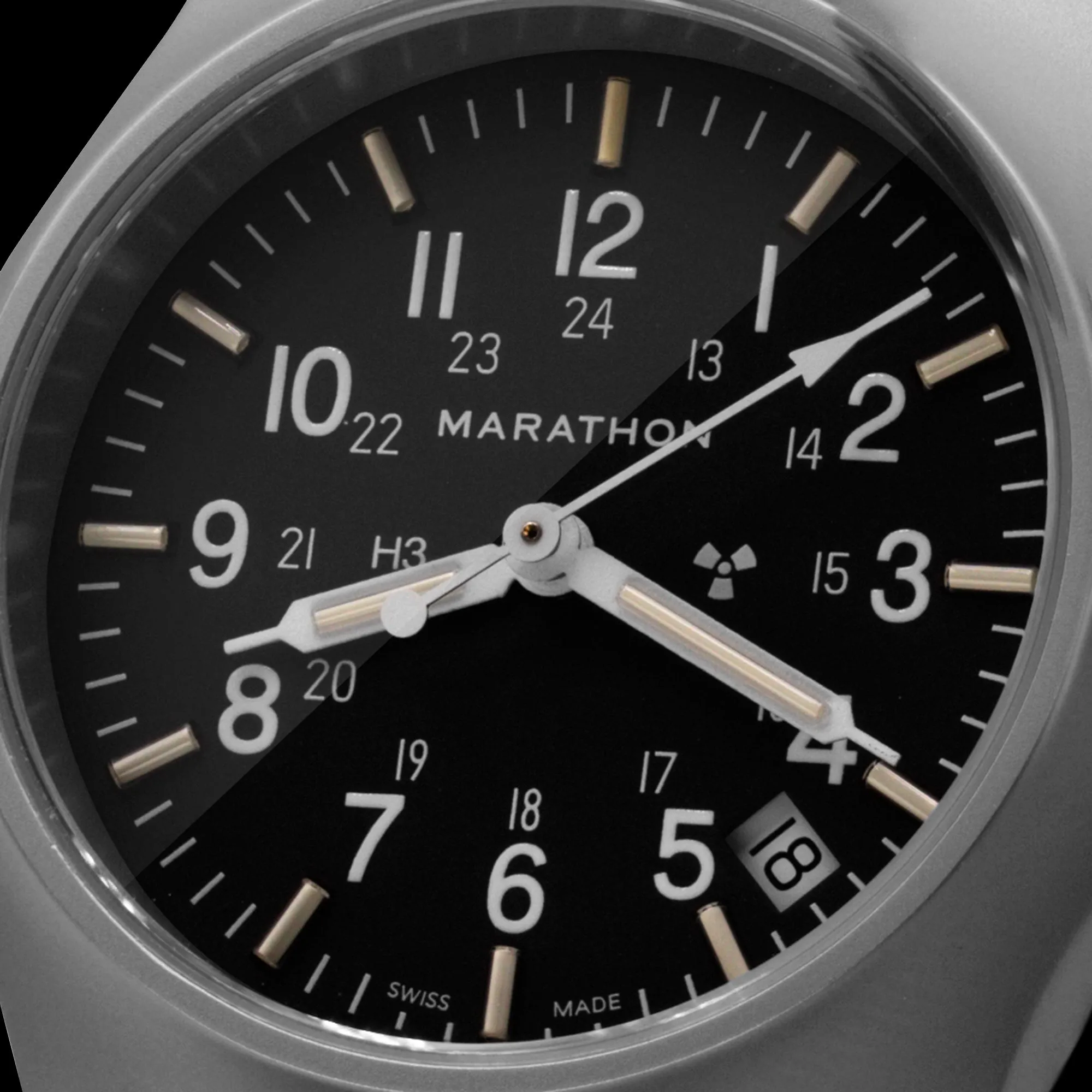 Marathon - Officer's Quartz with Date 36mm