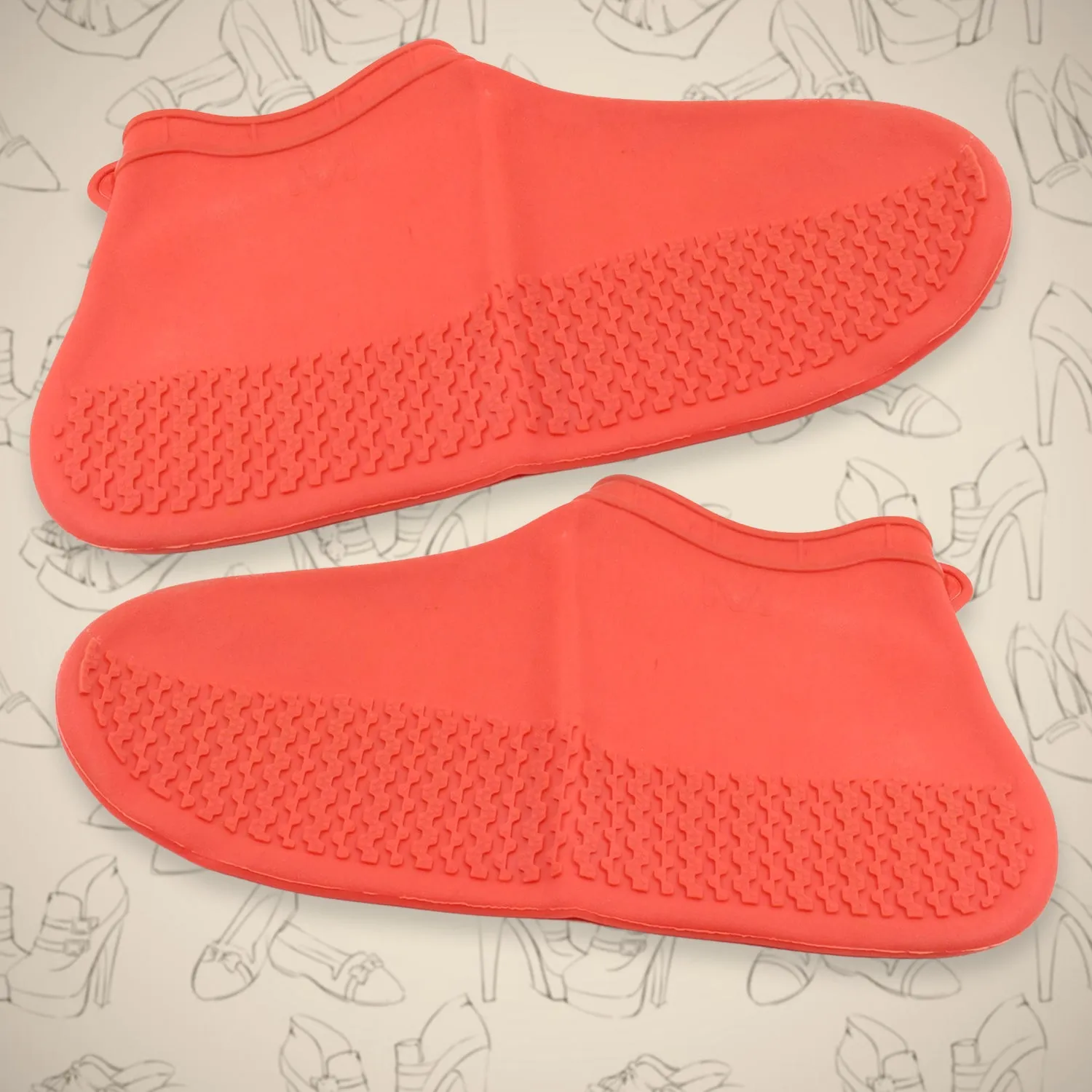 Medium Reusable Silicone Boot Covers (Red, 1 Pair)