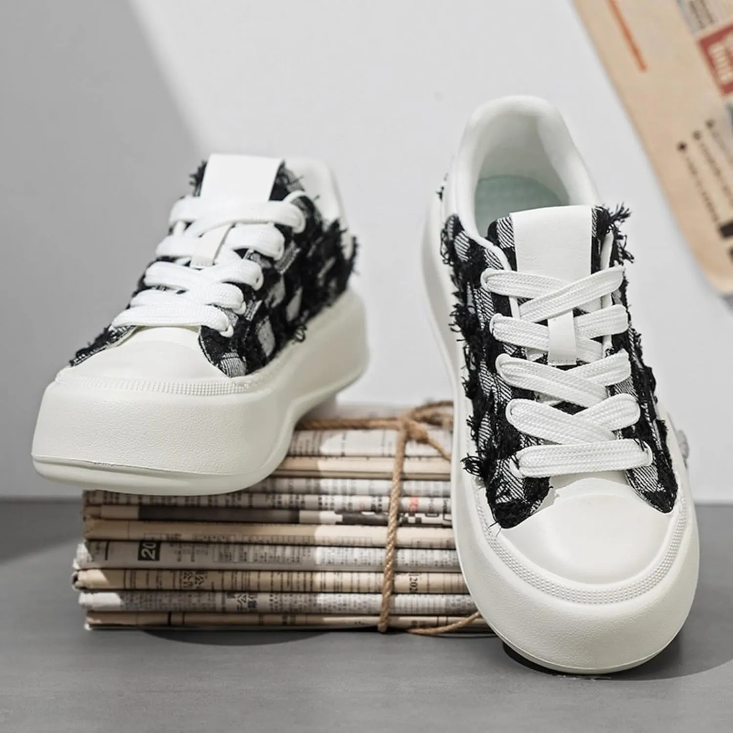 Men's Fashion Low Top Canvas Platform Lace-Up Sneakers Comfortable Non Slip Workout Sport Skate Shoes for Tennis Walking Driving