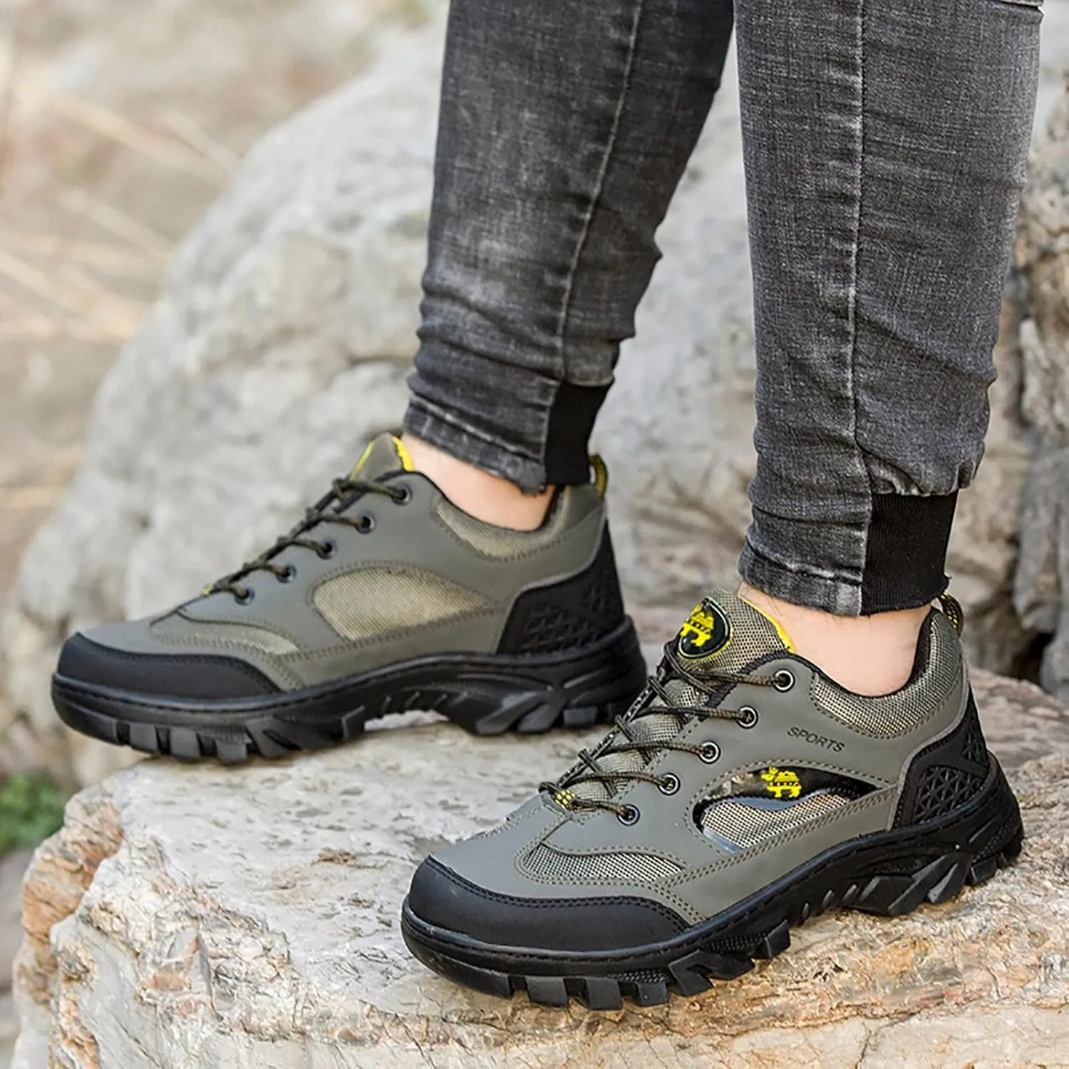 Men's Fashion Sneakers White Mens Shoes Men's Casual Sneakers Mesh Breathable Walking Shoes Mens Walking Shoes
