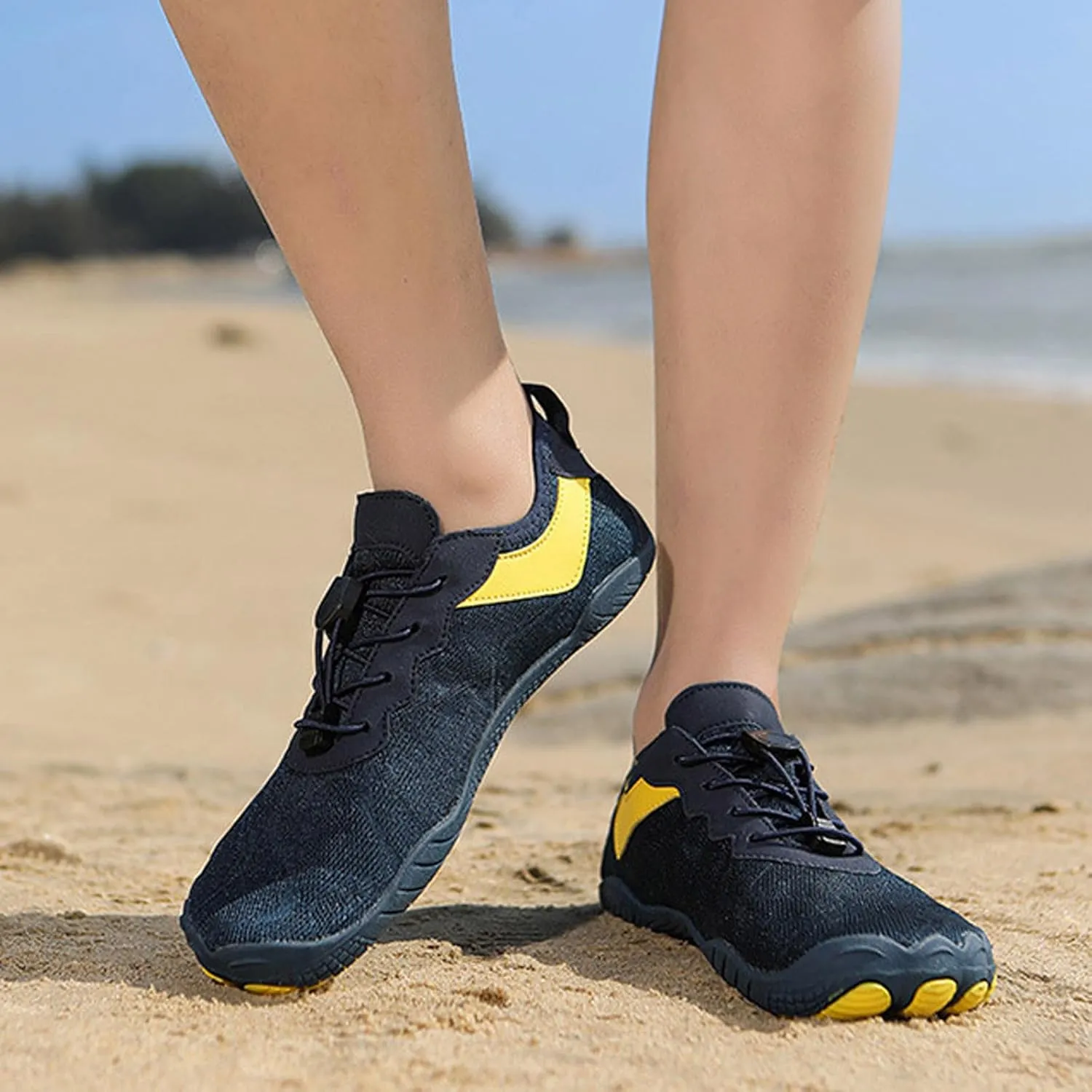 Men's Lightweight Non Slip Barefoot Shoes Breathable Comfort Walking Shoe Fashion Lightweight Sneakers for Men