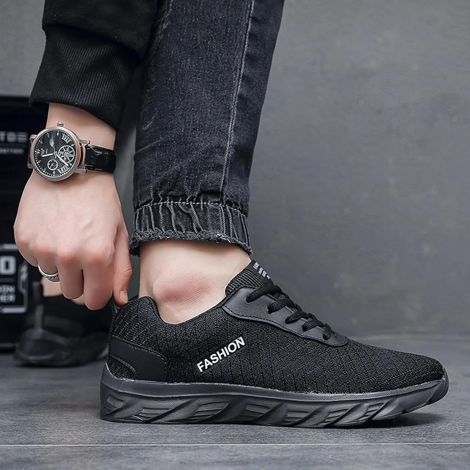 Men's Minimalist Barefoot Shoes Casual Sneaker Mesh Breathable Walking Shoe Men's Stylish Lightweight Sneakers