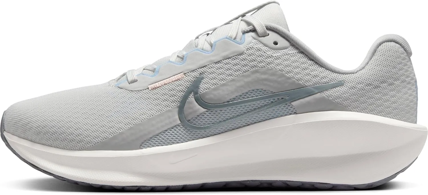 Nike Downshifter 13 Women's Road Running Shoes (FD6476-006, Photon Dust/Light Smoke Grey)
