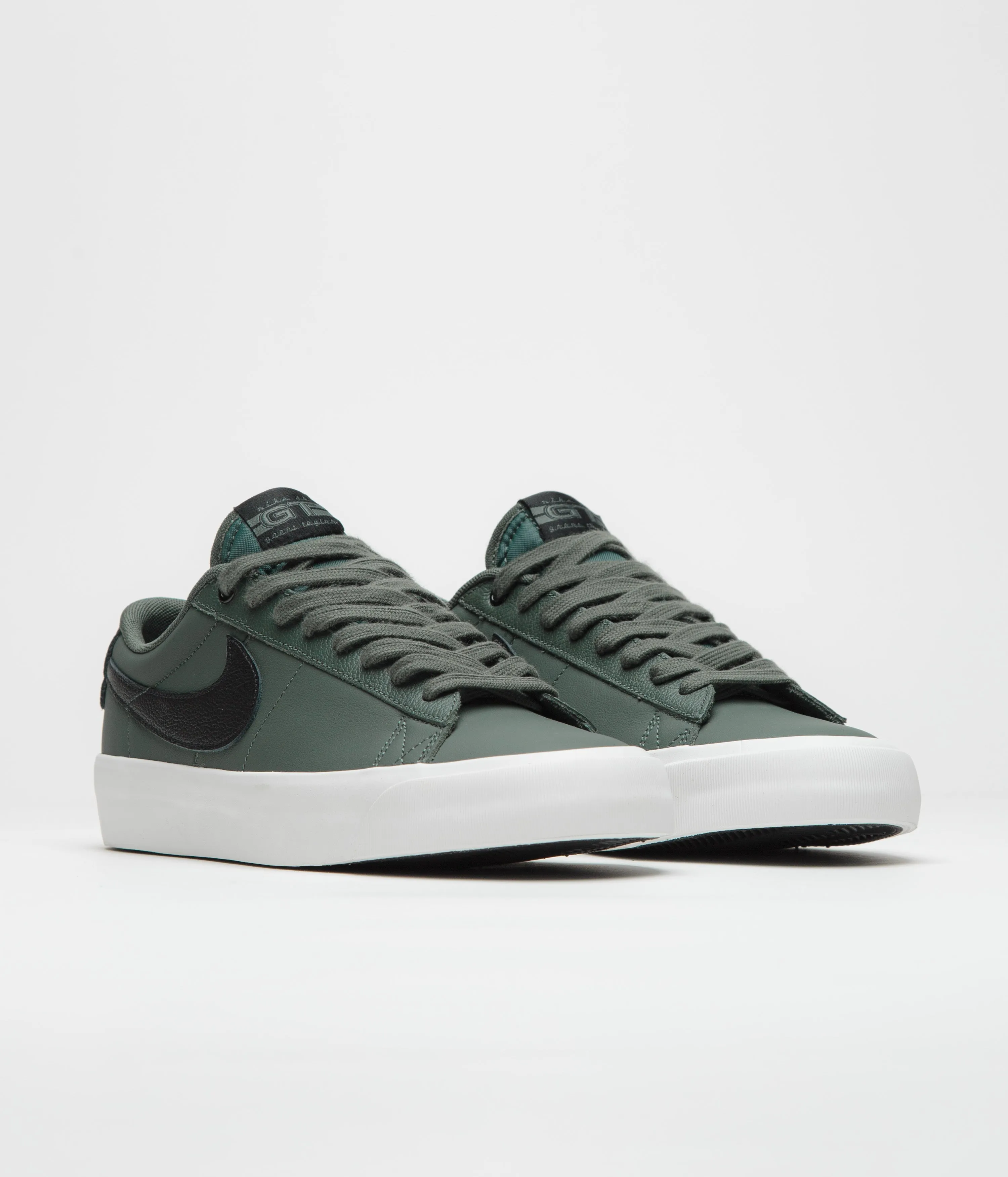 Nike SB Blazer Low Pro GT Shoes - Vintage Green / Black - Vintage Green