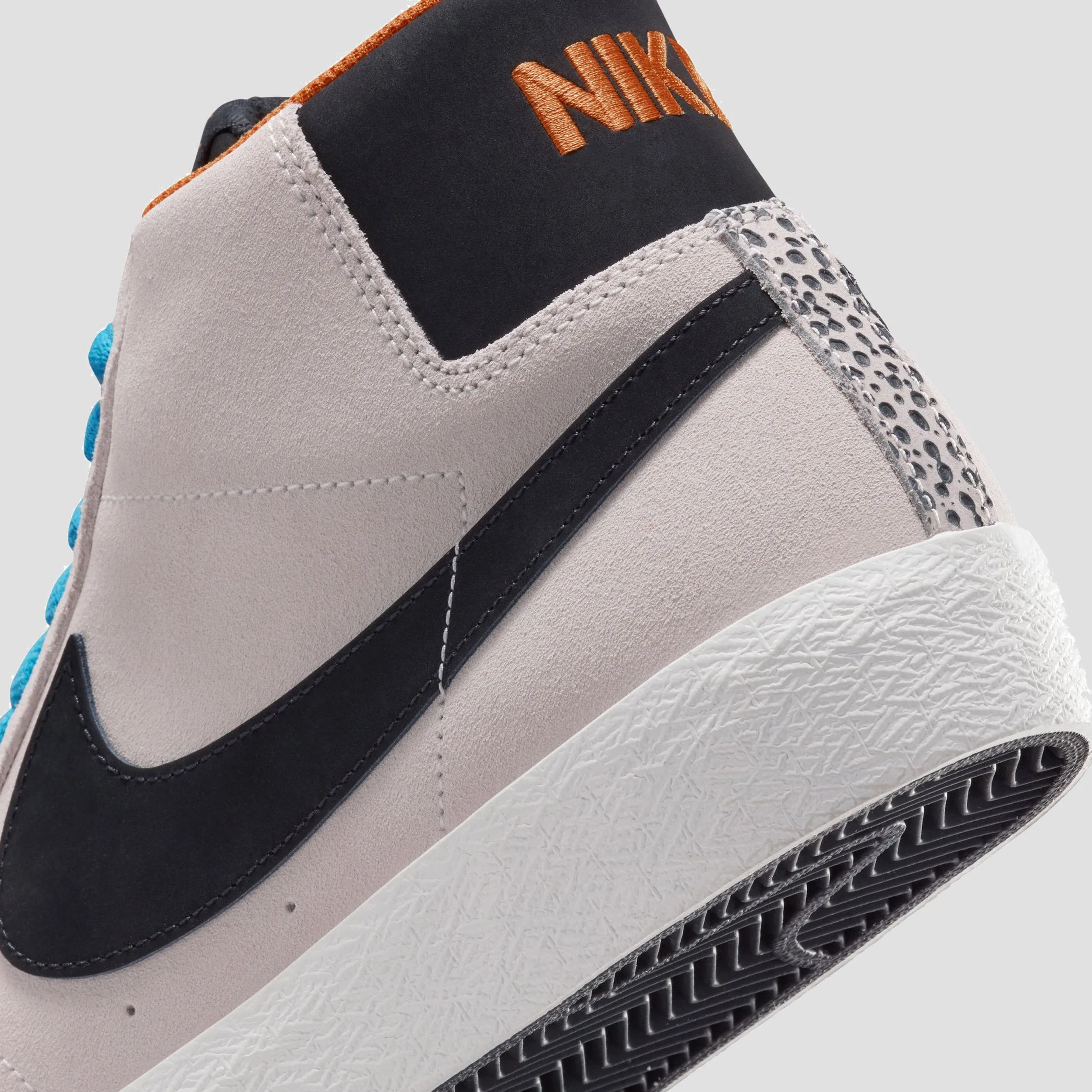Nike SB Electric Pack Zoom Blazer Mid Electric Skate Shoes Phantom / Black Monarch / Summit White