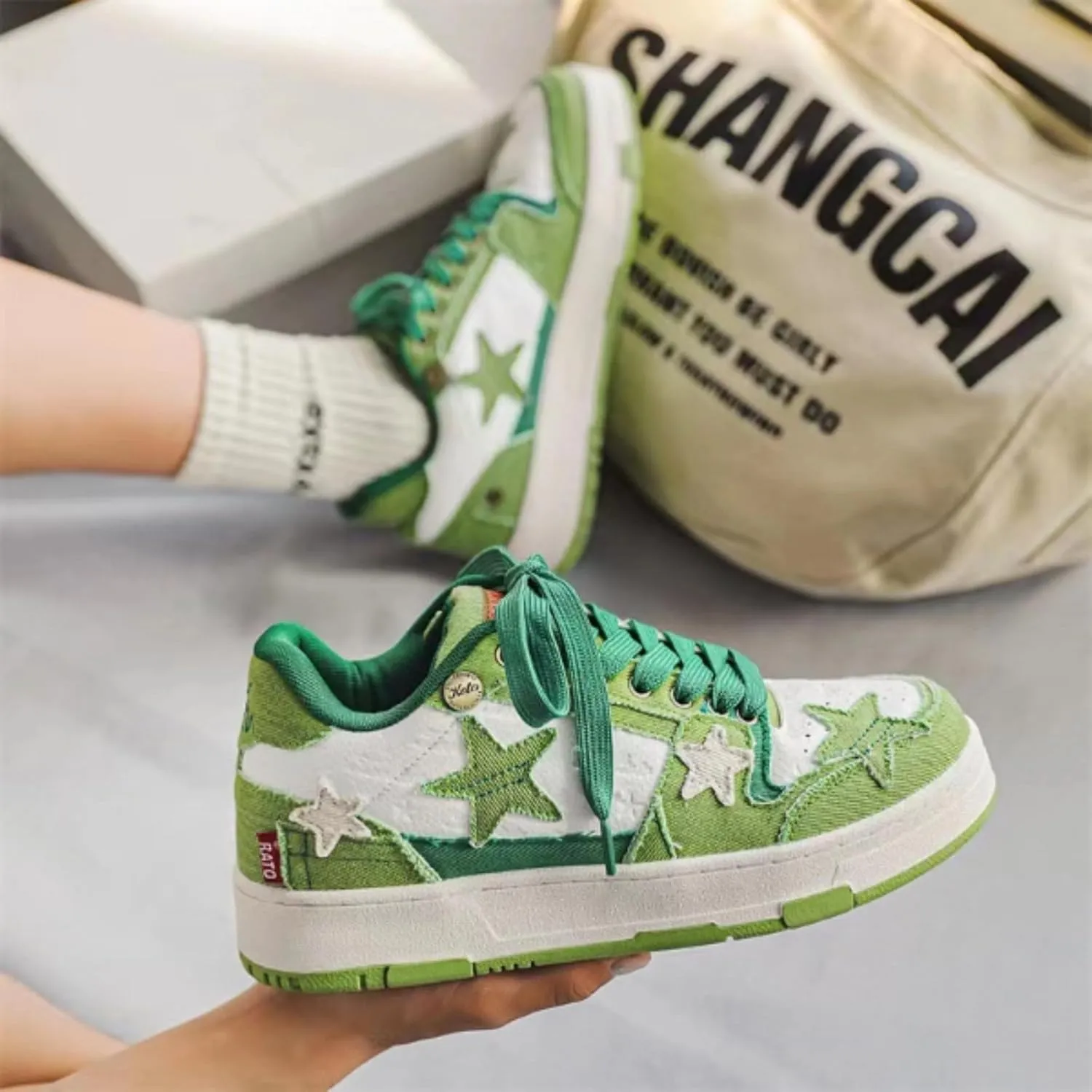 Retro Star Platform Shoes Vintage Chunky Sneakers for Women Men Trendy Casual Aesthetic Y2k Skate Shoes