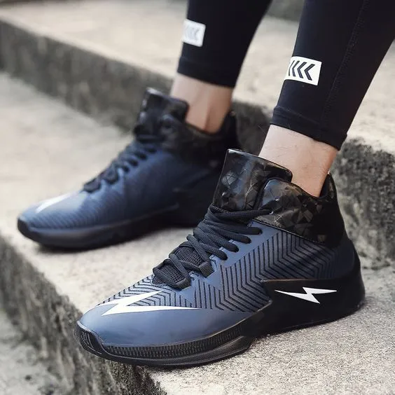 Shock-absorbing Lightning Logo Basketball Shoes