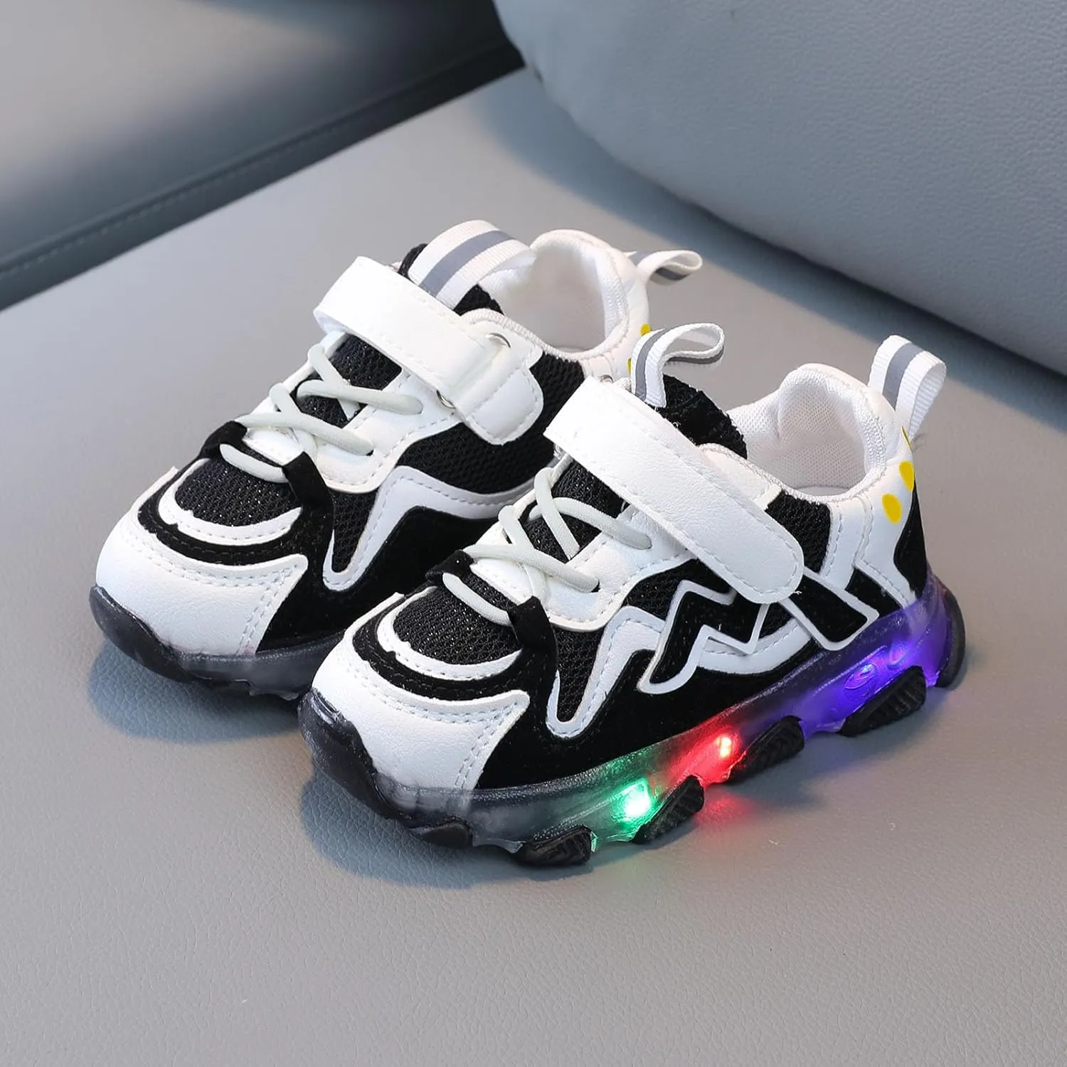 Sneakers for Girls Light Up Running Shoes with Hook and Loop Lightweight Breathable Anti-Slip LED Flashing Sneakers for Kids