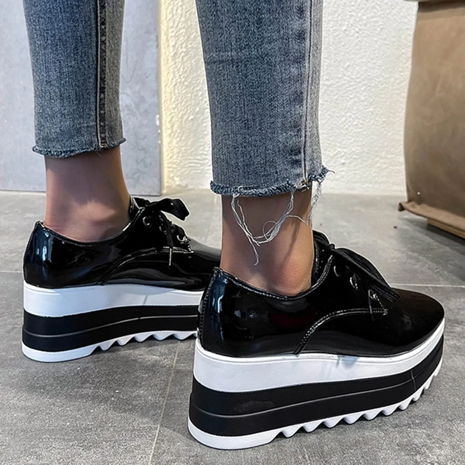 Toe Fashion Color Leather Shoes Women's Bright Solid Strap Casual Platform Shoes Womens Fashion Sneakers