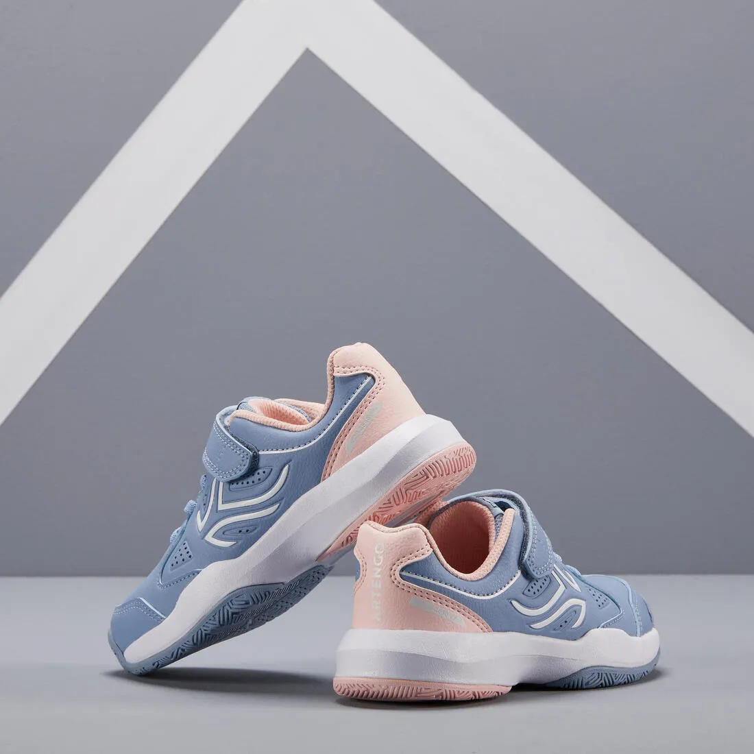 TS530 Kids Tennis Shoes