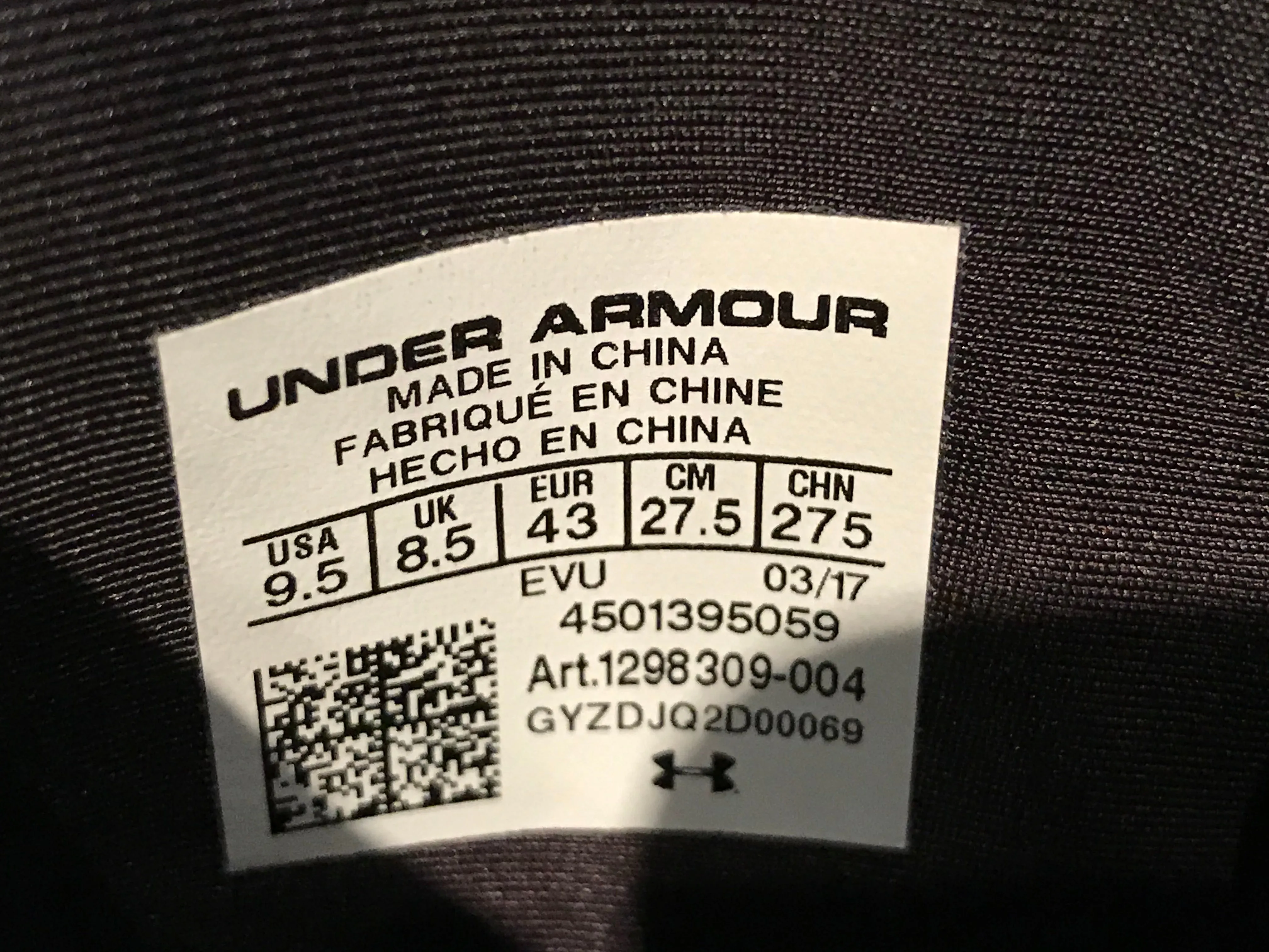UNDER ARMOUR TEAM DRIVE Shoes Sneakers