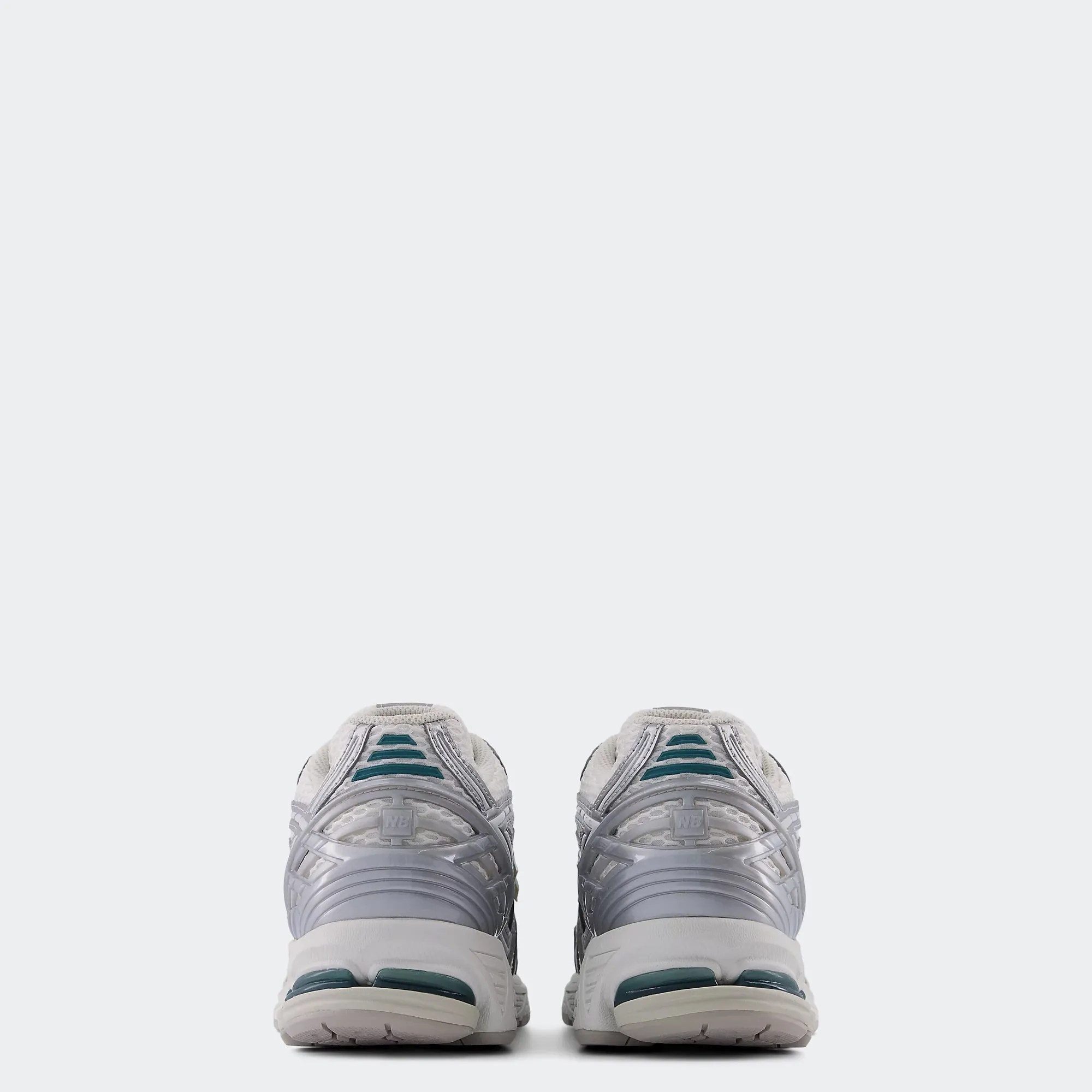 Unisex New Balance 1906R Shoes Silver Metallic