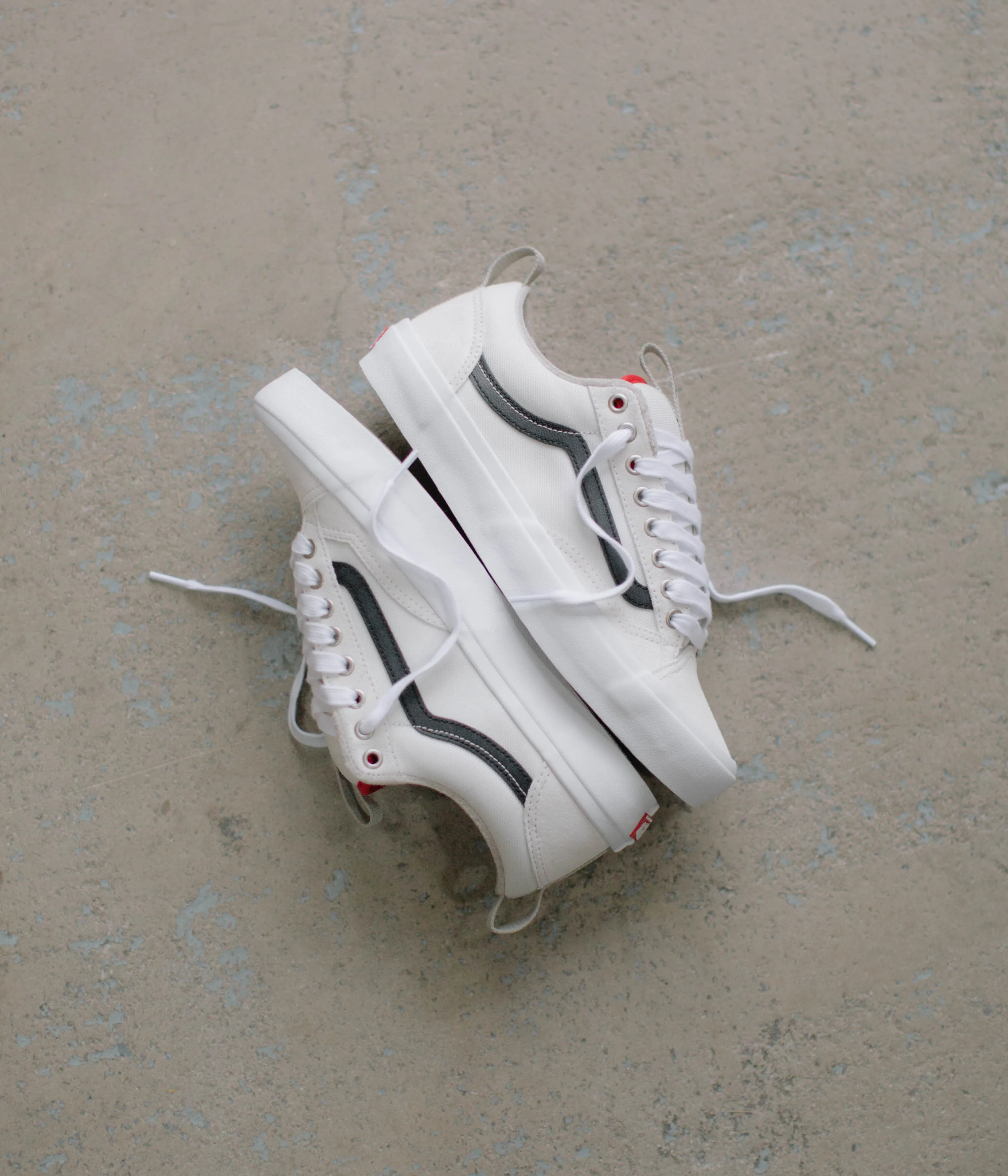 Vans Skate Old Skool 36  Shoes - Antique White / Black