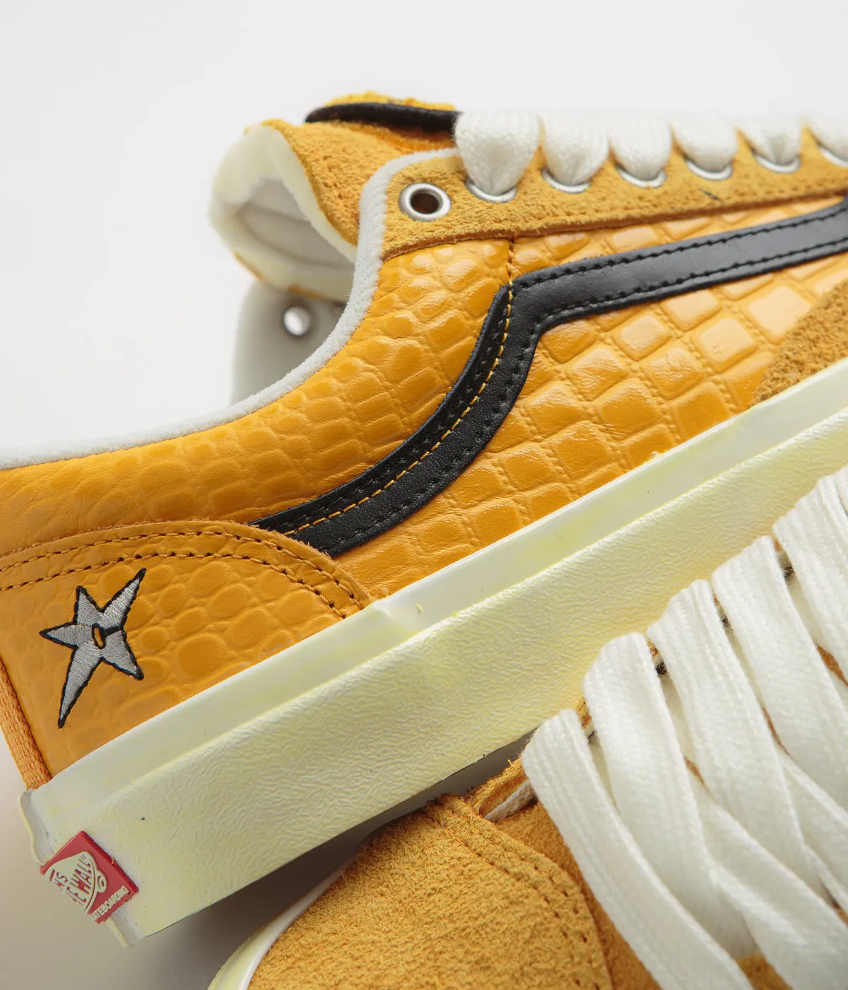 Vans Skate Old Skool 36  VCU Shoes - (Carpet) Yellow