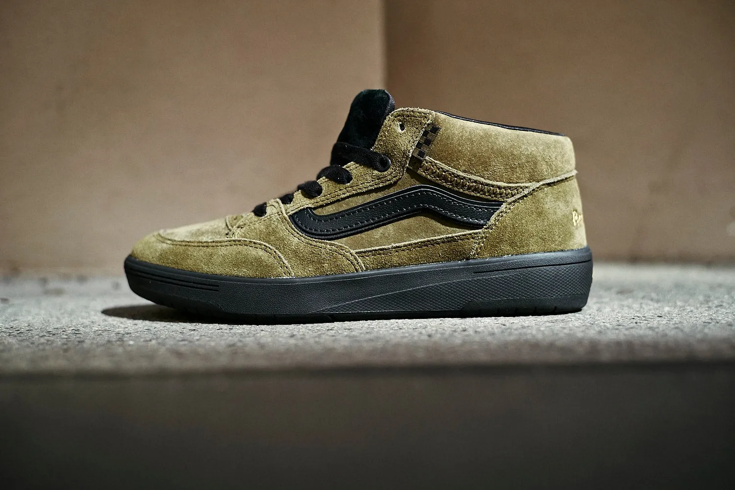 Vans Skate Zahba Mid x Beatrice Domondo Damen Skate Schuhe