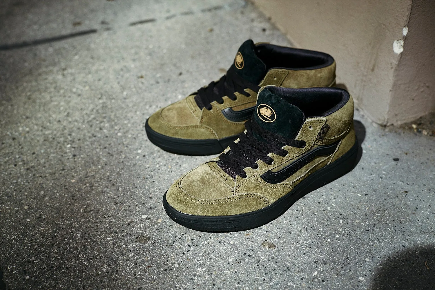 Vans Skate Zahba Mid x Beatrice Domondo Damen Skate Schuhe