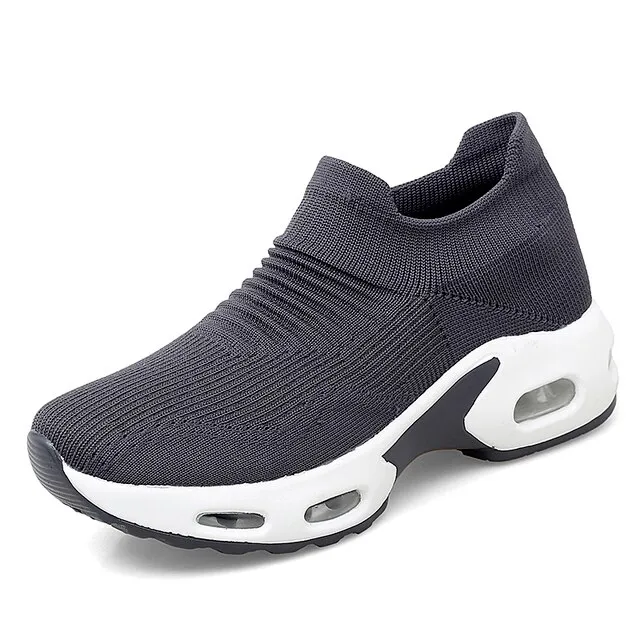 Wade Women's Casual Slip-On Sneaker