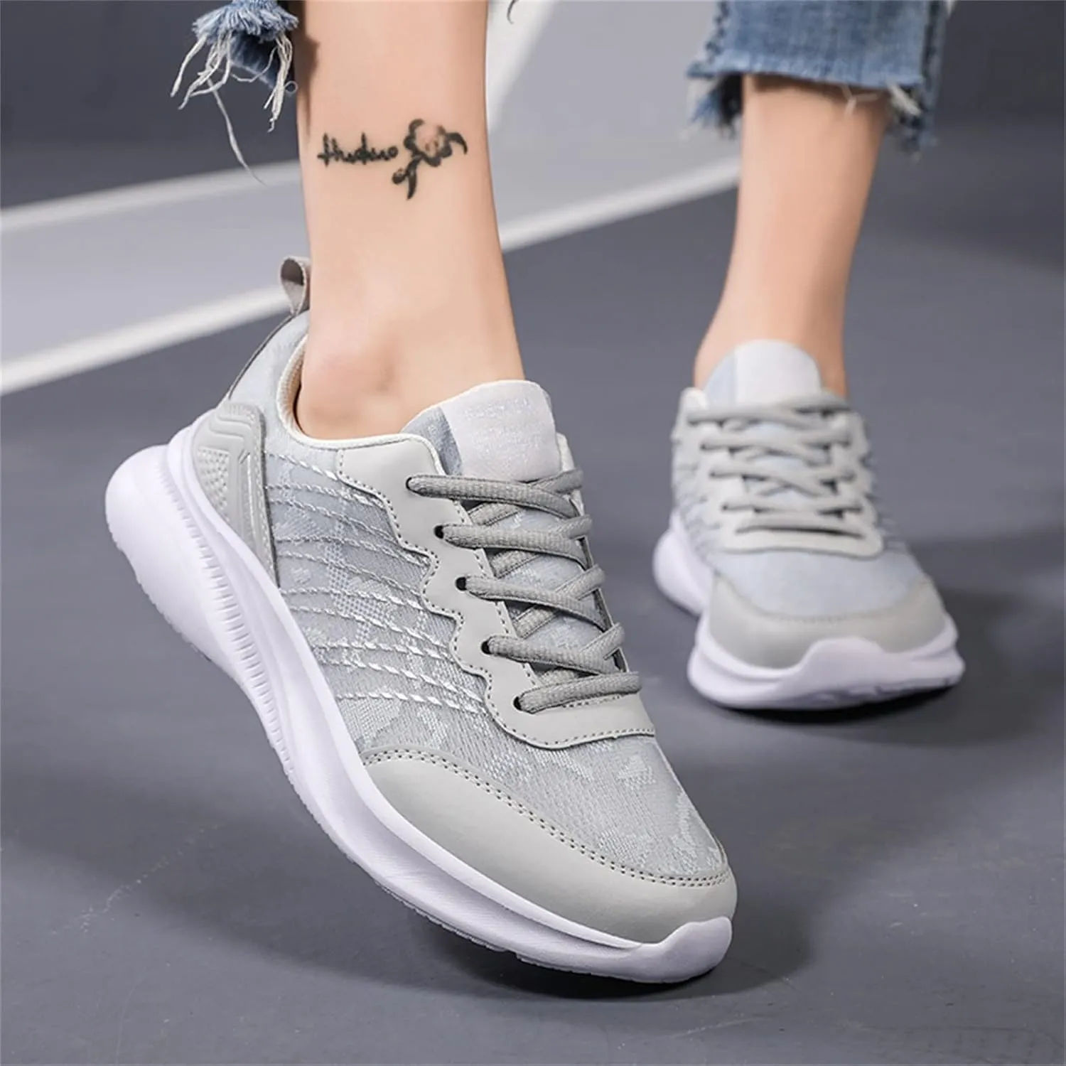 Women Sneakers Fashion Comfortable Soft Bottom Flat Bottom Casual Outdoor Sports Shoes New Pattern Summer Mesh Breathable Shoes