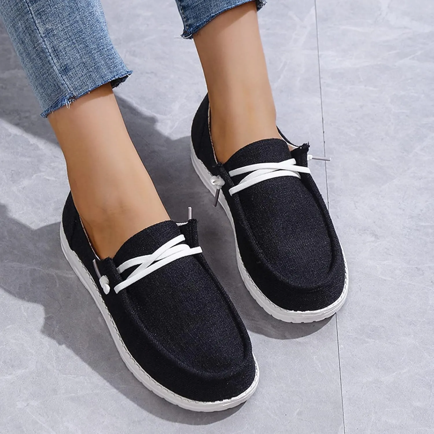 Womens Casual Sneakers Canvas Slip-On Christmas Print Comfort Casual Lace Up Low Cut Basketball Shoes for Women