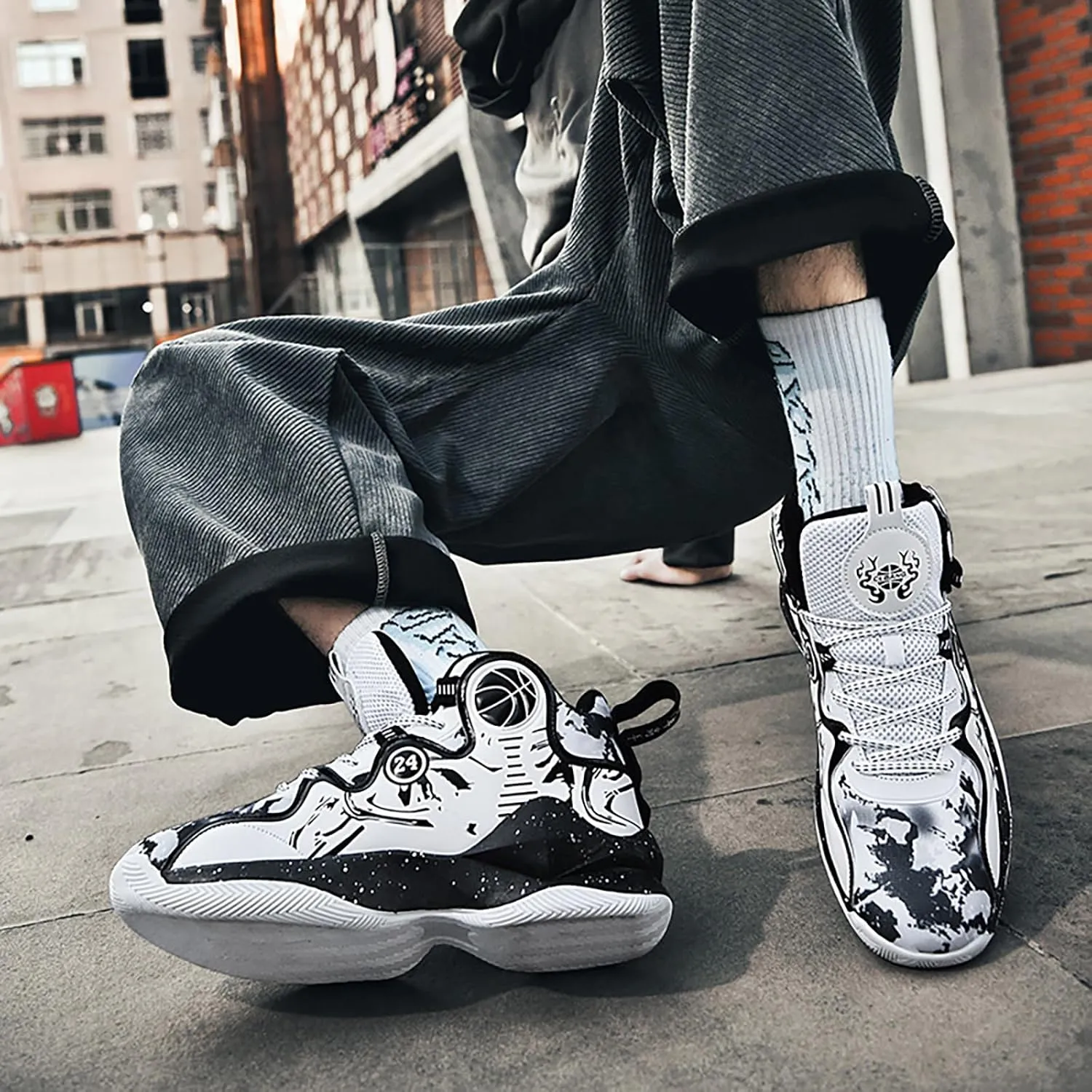 Women's Men's Basketball Shoes No-Slip Breathable Outdoor Shoes Fashion Graffiti Training Shoes