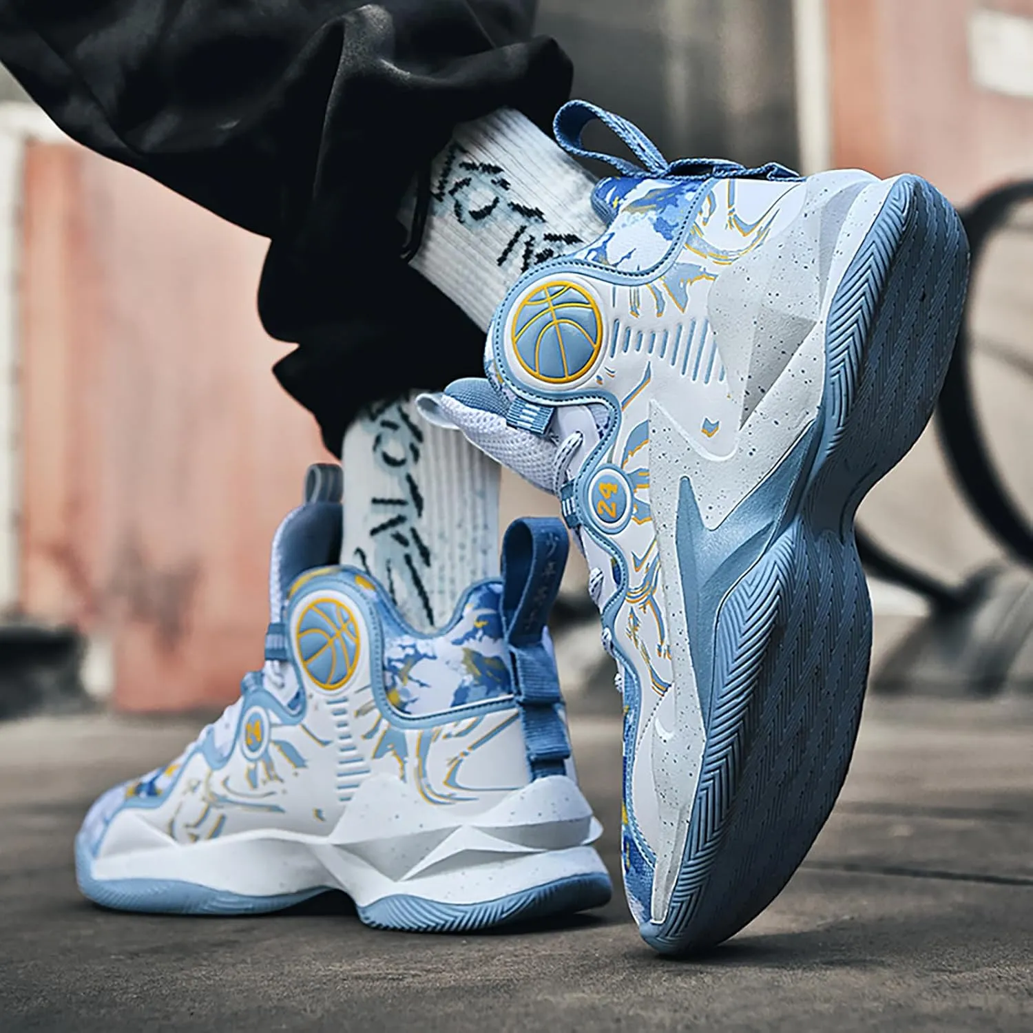 Women's Men's Basketball Shoes No-Slip Breathable Outdoor Shoes Fashion Graffiti Training Shoes