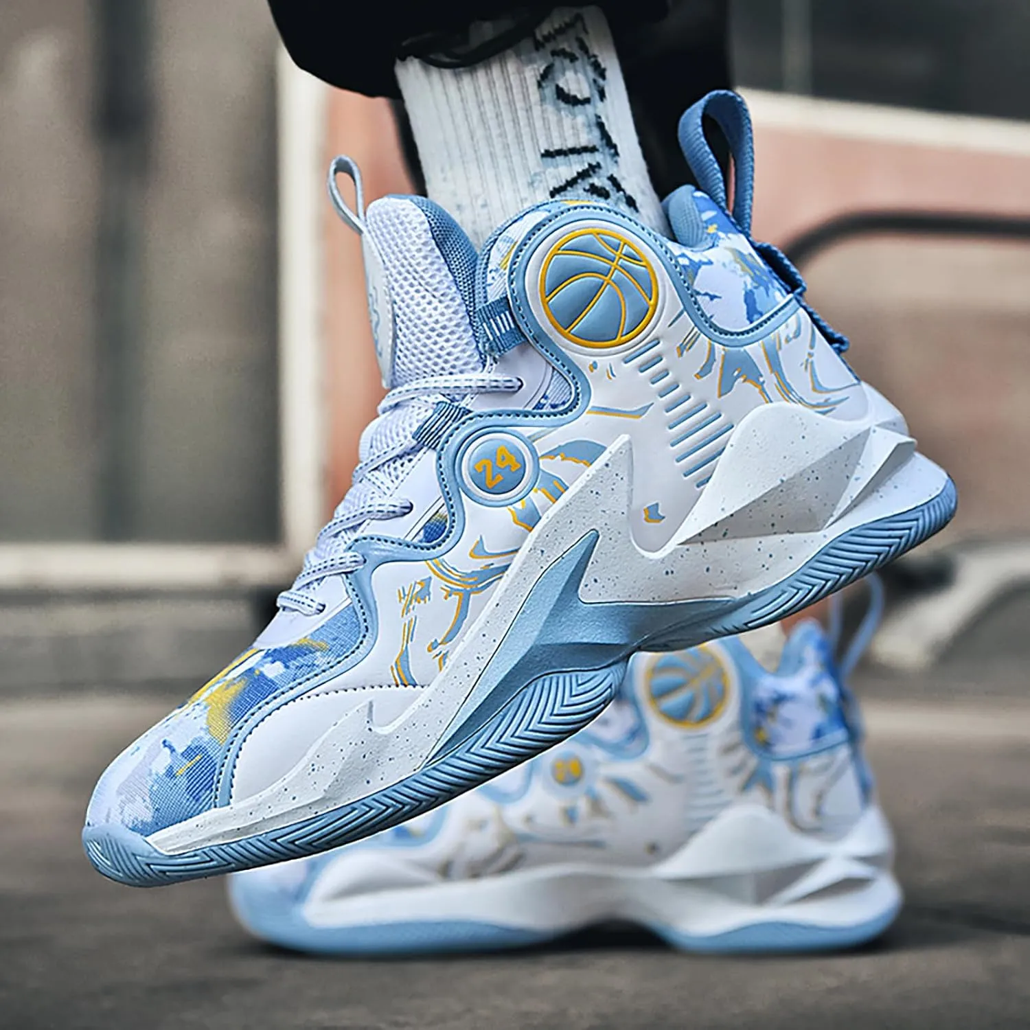Women's Men's Basketball Shoes No-Slip Breathable Outdoor Shoes Fashion Graffiti Training Shoes