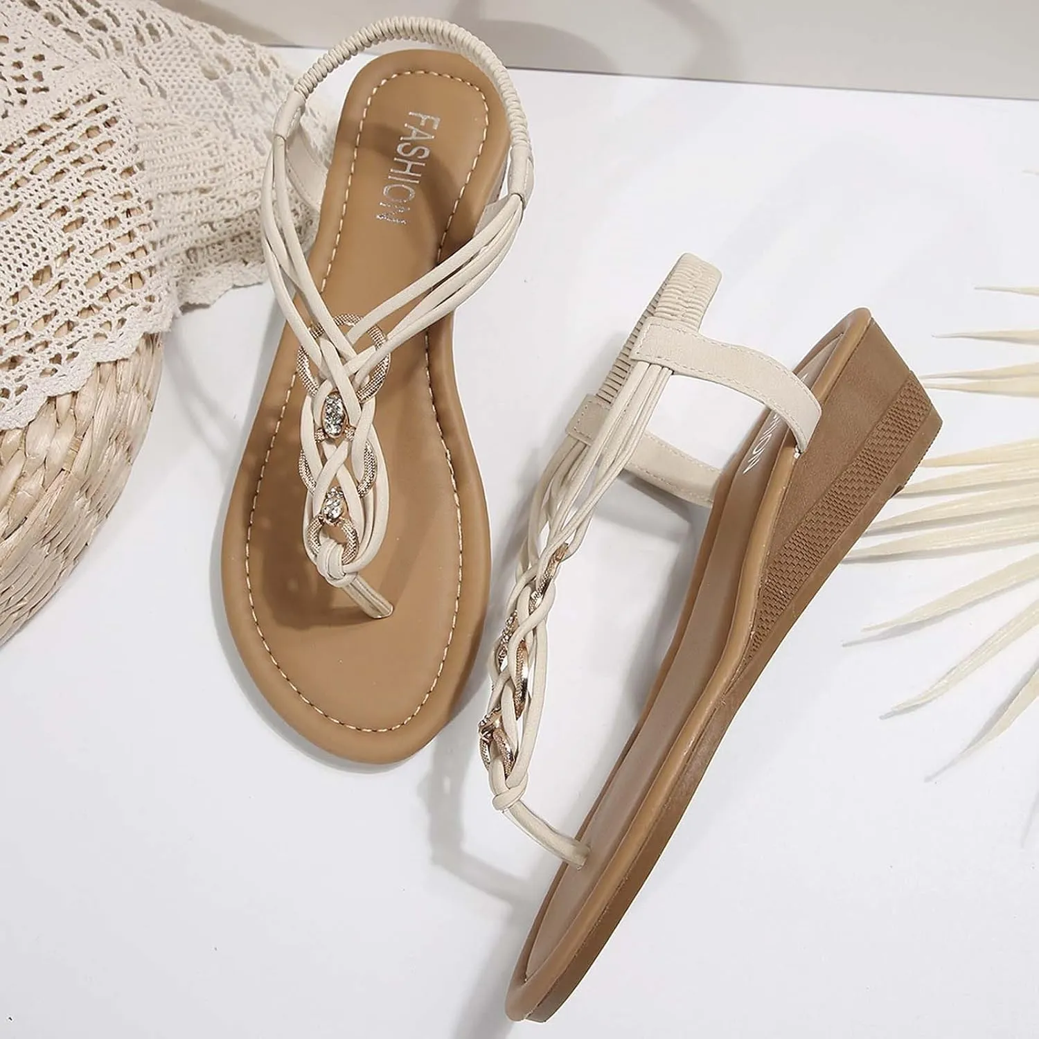 Women's Summer Casual Comfortable Mid Heel Sandals Slip On Flip Flops For Beach Vacation Walking Dating Work Pure Color Toe Post Design